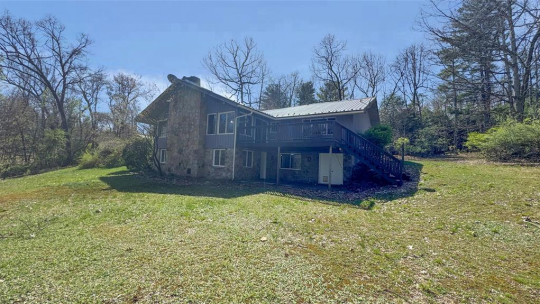 324 Smokey Hill Road