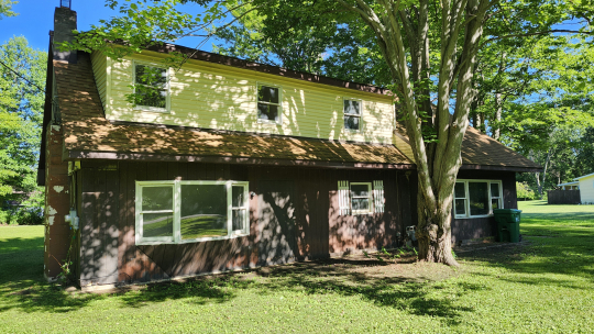1084 Sirak Drive,